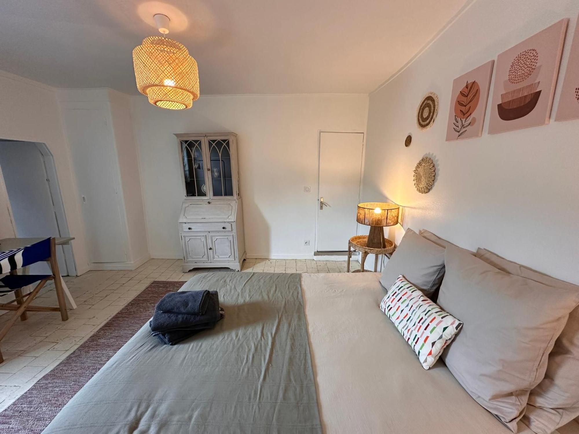 Large Apartment In City Center 翁弗勒尔 外观 照片