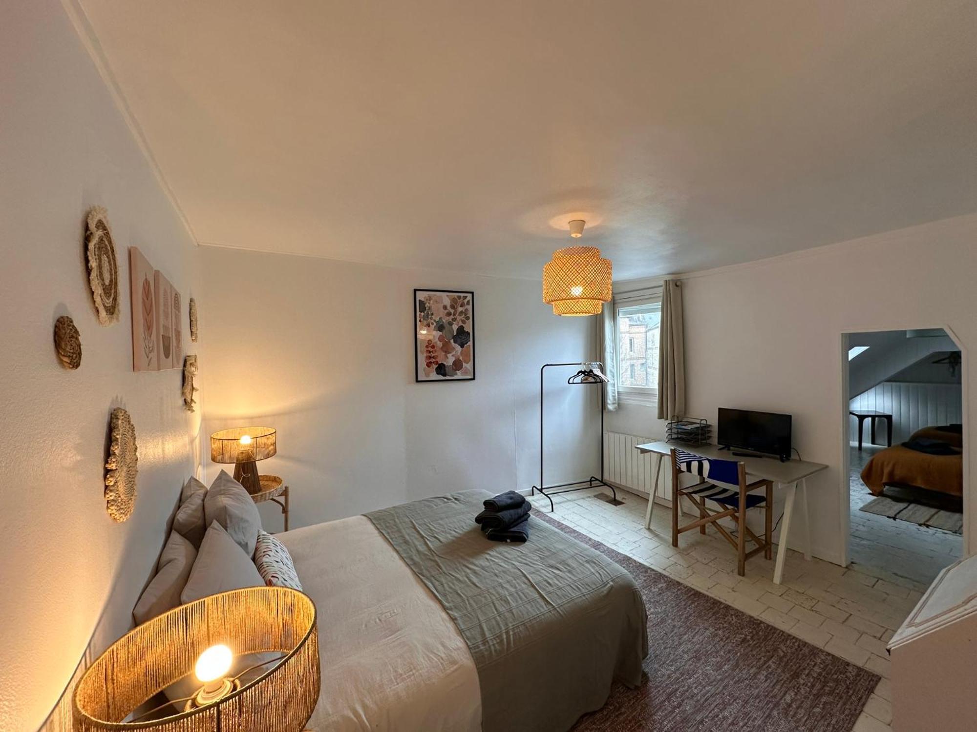 Large Apartment In City Center 翁弗勒尔 外观 照片