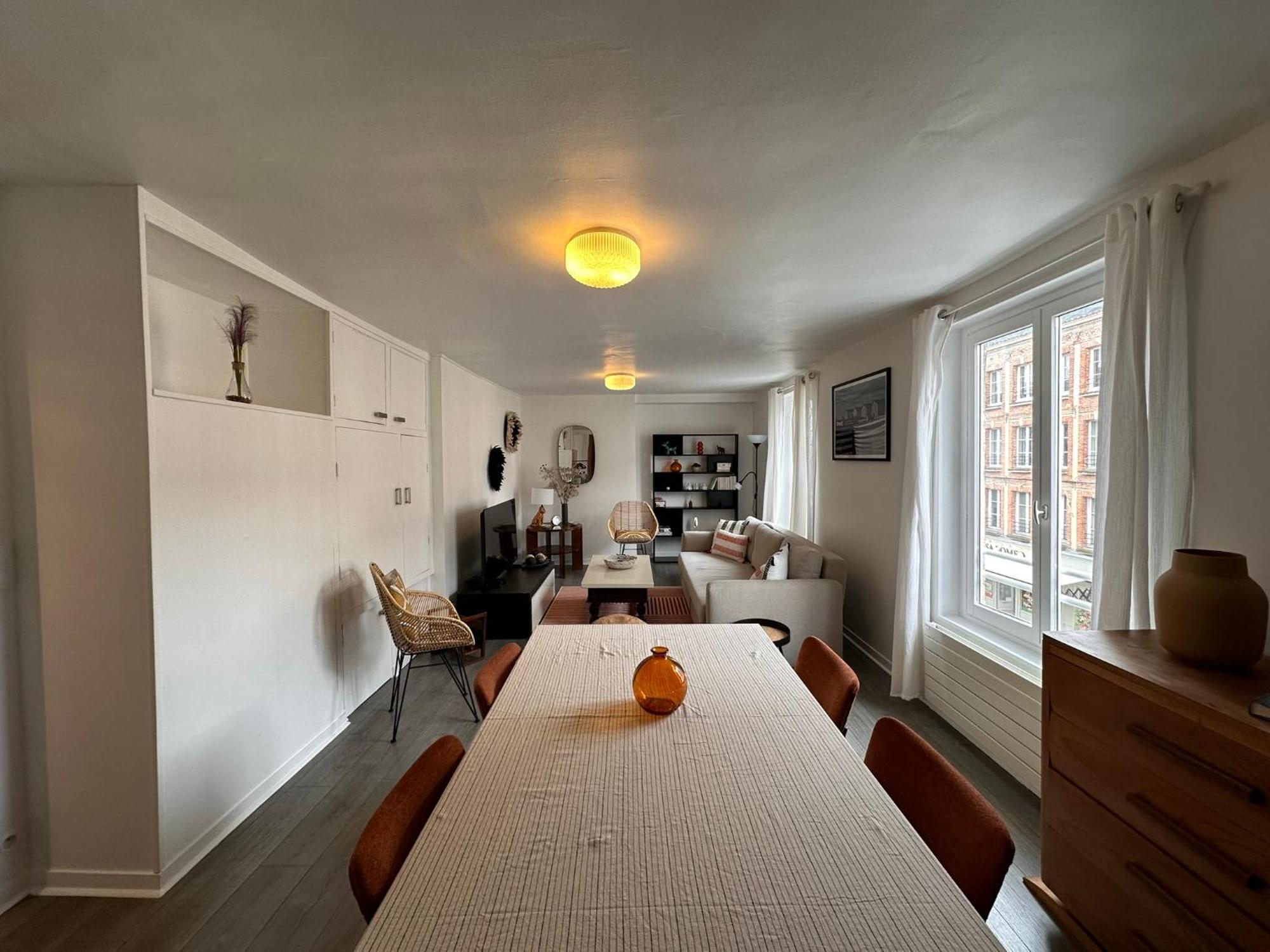 Large Apartment In City Center 翁弗勒尔 外观 照片